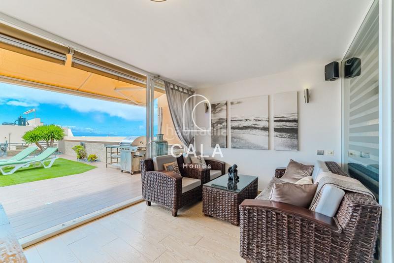 Foto 8f3837e7-4842-4509-b648-6e1fdb557085. Casa a schiera con riscaldamento parcheggio in Playa Fañabé Alto Adeje