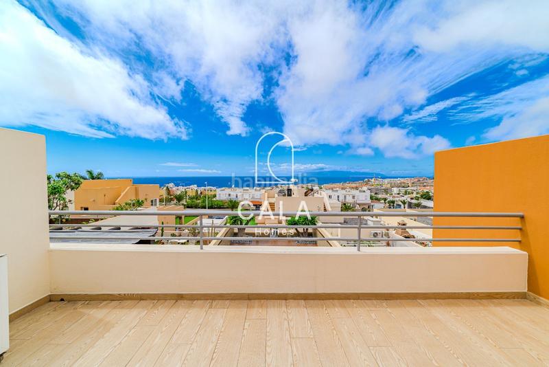 Foto f6a7208a-dfd5-4238-897f-07f92587a67a. Casa a schiera con riscaldamento parcheggio in Playa Fañabé Alto Adeje