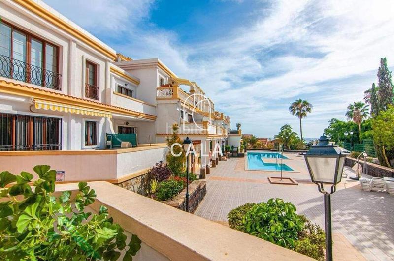 Foto 82259cda-4850-468e-a2b1-552436d3f179. Appartement avec piscine dans Torviscas Centro y Alto Adeje