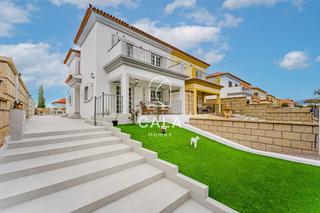 Casa adossada  Kurt konrad. Exclusiva villa pareada en el madroñal  costa adeje