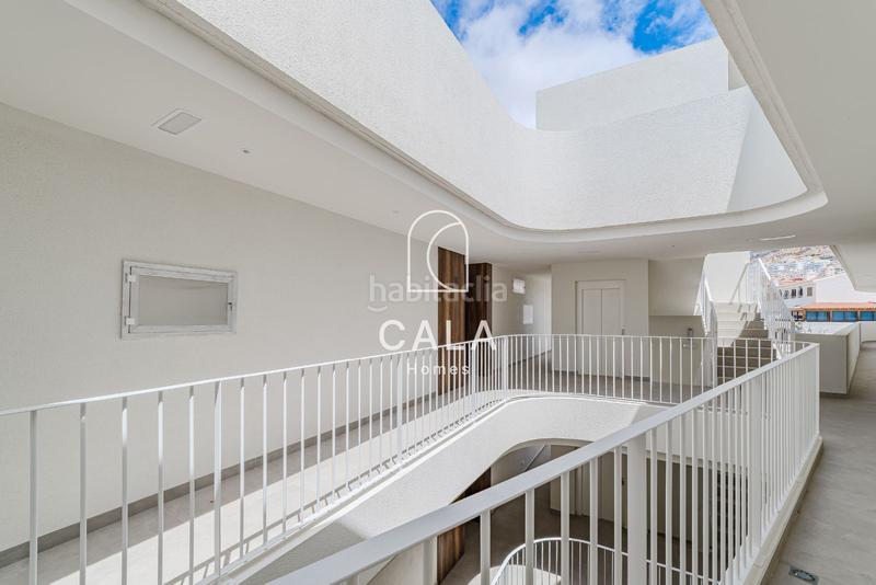 Foto dc124bdd-4d8a-44c2-9910-a13432e8cc7b. Attico con riscaldamento parcheggio piscina in Playa Fañabé Alto Adeje