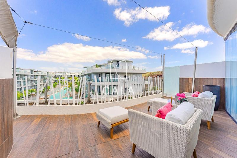 Foto 02889f60-39cf-42a6-8a09-876573635c8d. Àtic amb aparcament piscina a Palm - Mar Arona