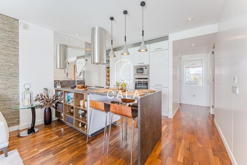 Foto 203a6988-a0f5-4a33-ac65-24e8005a8445. Àtic amb aparcament piscina a Palm - Mar Arona