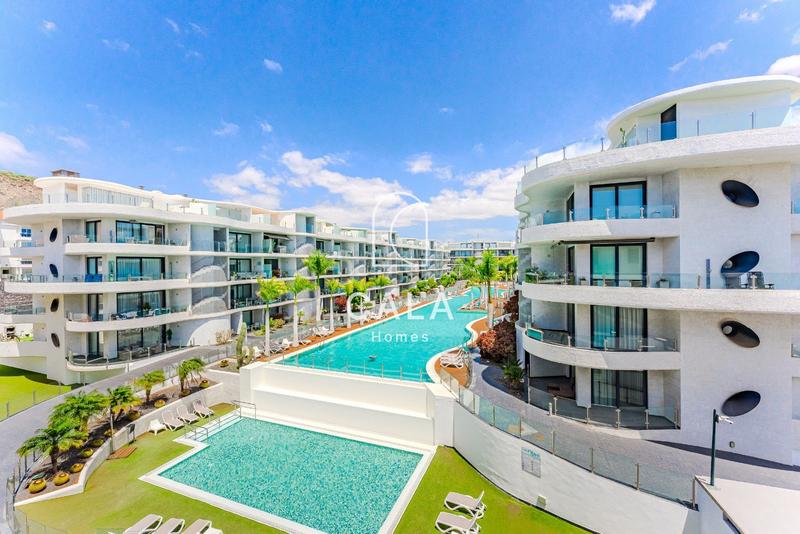 Foto 87172023-bc42-4cba-8cd6-06ad3bcadc1d. Àtic amb aparcament piscina a Palm - Mar Arona