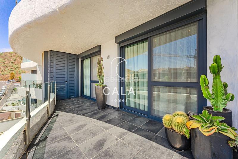 Foto c45ddb43-5804-4855-9a37-d01379d37551. Àtic amb aparcament piscina a Palm - Mar Arona