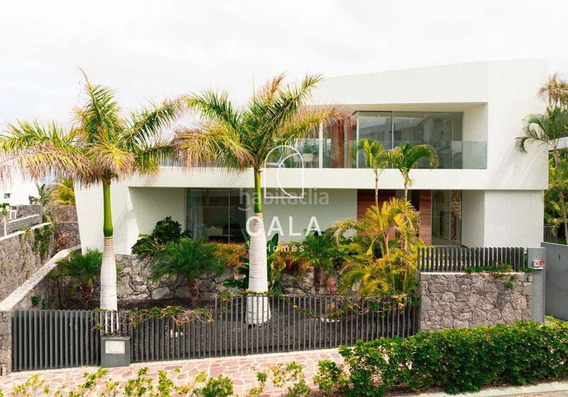 Foto 543d692f-bbe2-47b0-bc9d-7e01c8fa1b08. Casa amb calefacció aparcament piscina a Abama Guía de Isora