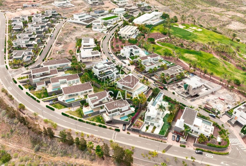 Foto 604569af-c7ed-4ccc-8b2a-48a92e3d923d. Casa amb calefacció aparcament piscina a Abama Guía de Isora