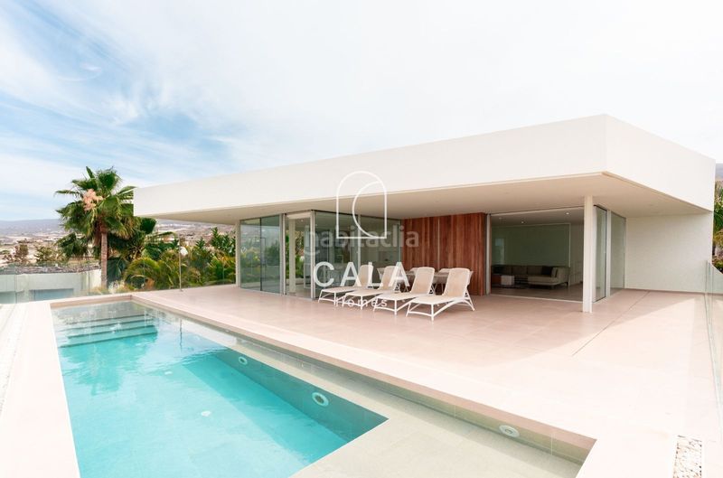 Foto e0f69dc1-71e6-467a-8a0d-9edc5c75a264. Casa amb calefacció aparcament piscina a Abama Guía de Isora