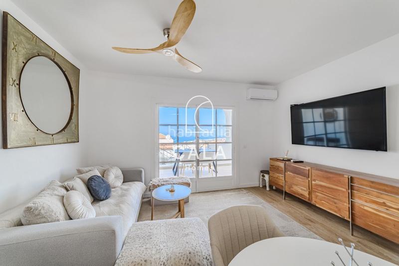 Foto 0d669344-8c84-48c4-a754-86a19c9a3d2d. Piso apartamento reformado con vistas al mar y jardín en costa en Adeje