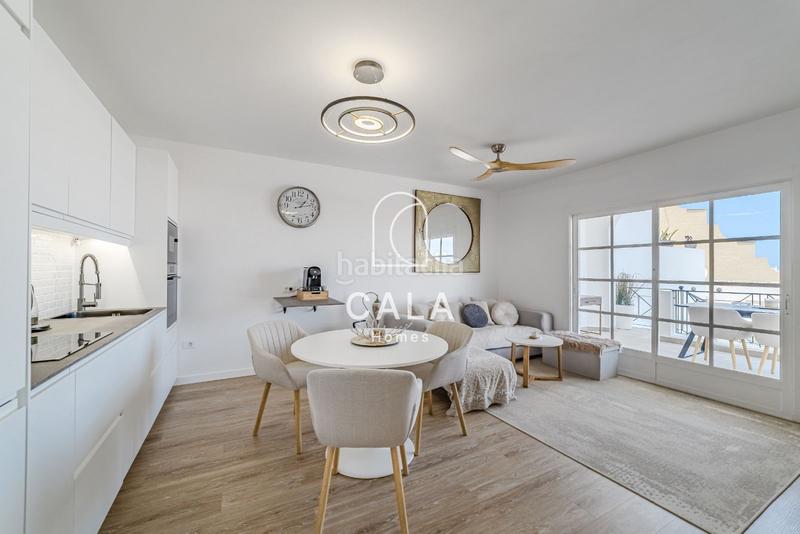 Foto 44c352f0-b68e-4013-b36c-c3f516a1175f. Piso apartamento reformado con vistas al mar y jardín en costa en Adeje