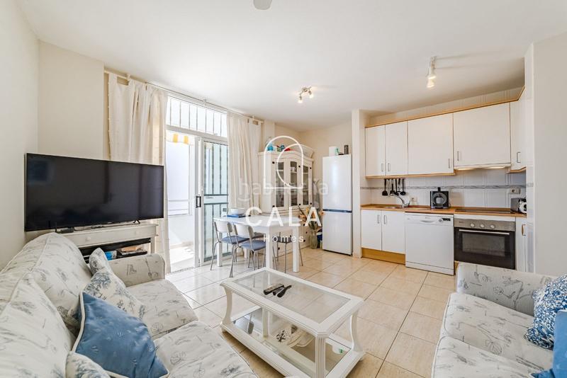 Foto 721a5da2-b9b7-4093-9786-911a5b57170c. Ático vive el encanto de la costa apartamento con terraza en callao salvaje en Adeje