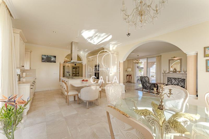 Foto 00009a5e-f248-47a4-bc3e-aa89696ae89c. Xalet amb aparcament piscina a La Caleta Adeje