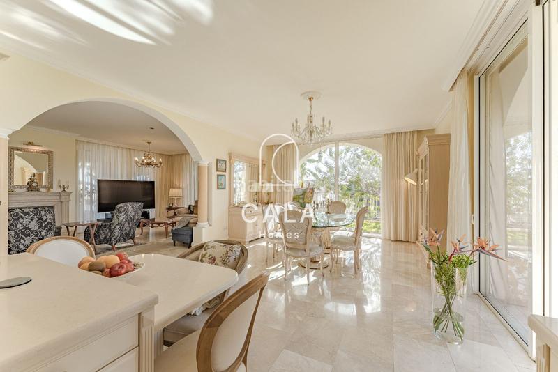 Foto 466185e4-0ddb-4499-9581-c51151722ab2. Xalet amb aparcament piscina a La Caleta Adeje