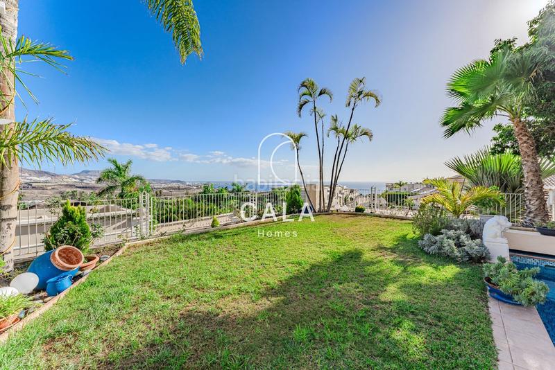 Foto 4fc3ccd4-b90d-487a-bd15-5c06c87dad8b. Xalet amb aparcament piscina a La Caleta Adeje