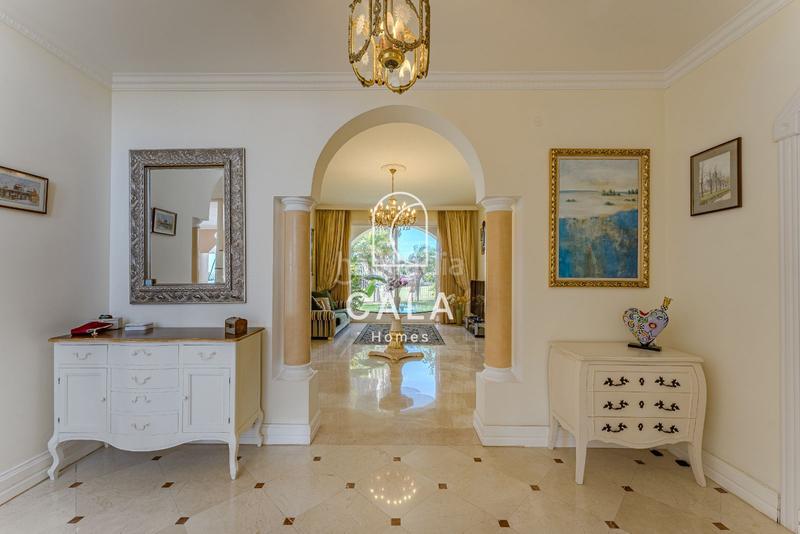 Foto 63c057f5-13af-4c27-9093-f18b475d80bf. Xalet amb aparcament piscina a La Caleta Adeje