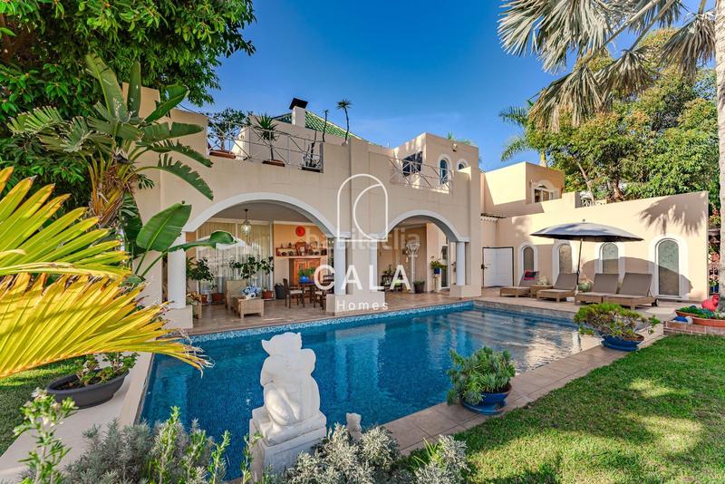 Foto 83130630-b0d9-484c-9670-ef0e2b80b5f6. Xalet amb aparcament piscina a La Caleta Adeje