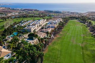 Xalet  Alcojora. Impresionante villa  en golf costa adeje
