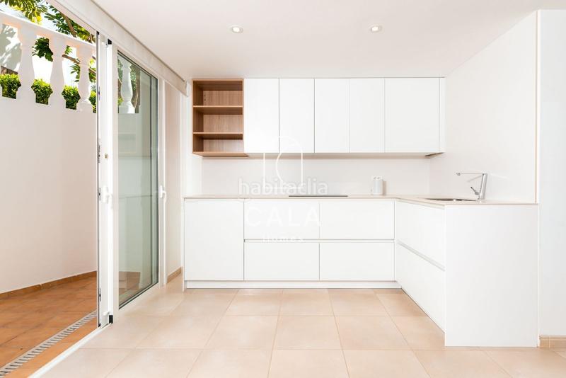 Foto 9020ba8b-3e23-437c-9fda-b07fae62b8b5. Chalet avec chauffage parking piscine dans La Caleta Adeje