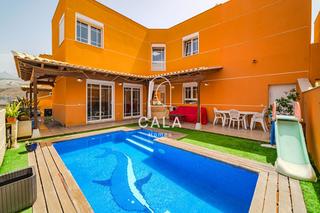 Xalet  San francisco. Chalet de lujo con piscina privada en los cristianos