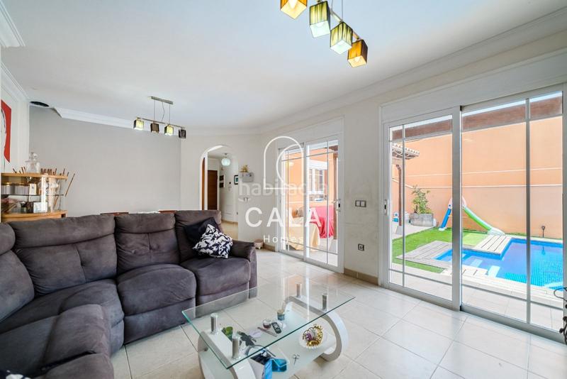 Foto 28aff349-024f-40ce-b7d8-c1e30f3f6d86. Chalet avec chauffage parking piscine dans La Caleta Adeje