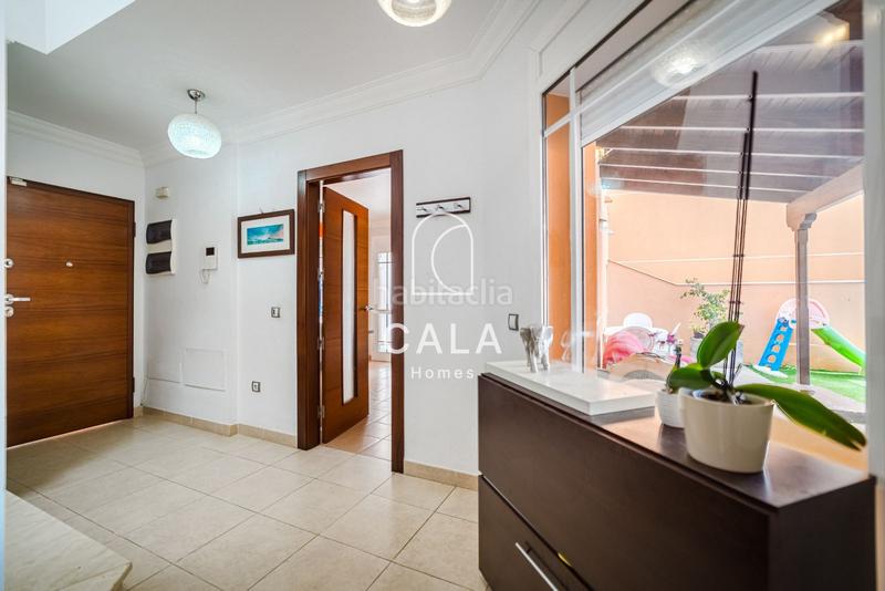 Foto b4595417-0512-480e-b12a-fcd922781467. Chalet avec chauffage parking piscine dans La Caleta Adeje