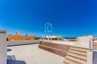 Pis  Mar de leva. Residencia exclusiva en playa san juan