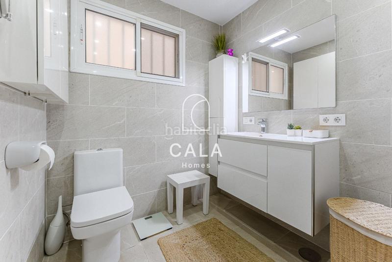 Foto 9bb03932-cf27-4b76-8a00-5b16444b43e6. Pis amb calefacció piscina a San Eugenio Alto Adeje