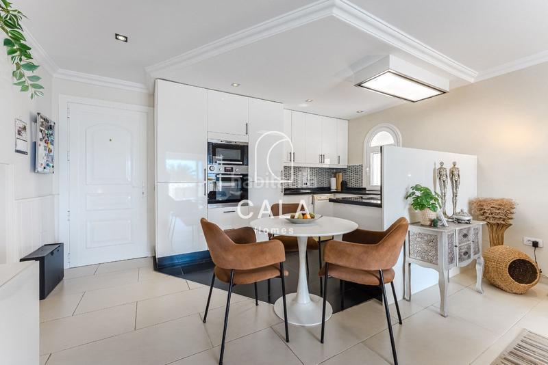 Foto e63d7950-834c-4e1e-94be-0bc3d59fc5c9. Pis amb calefacció piscina a San Eugenio Alto Adeje