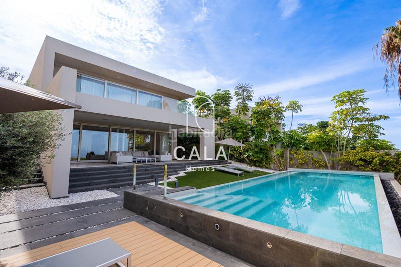 Foto b076c122-57fa-4af5-a04f-5223190ca546. Haus mit heizung parking pool in La Caleta Adeje