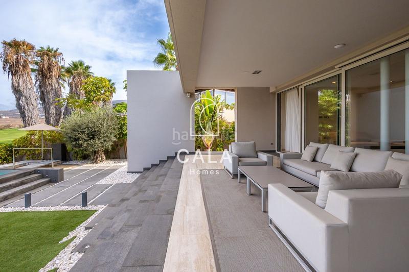 Foto efcd2262-e79d-4ddd-8067-1bb63a75ac2d. Haus mit heizung parking pool in La Caleta Adeje