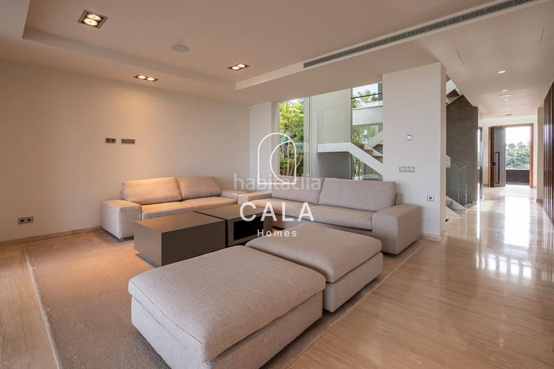 Foto f68facdb-2b0d-4e10-ba32-179e507e9944. Haus mit heizung parking pool in La Caleta Adeje