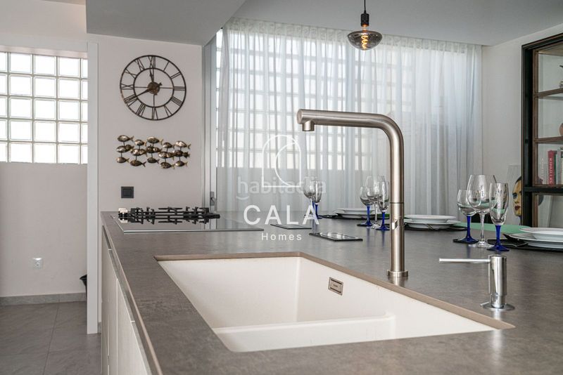 Foto 1b53424d-1a73-44ac-81e5-c4af366e08f8. Casa adossada amb aparcament piscina a Los Cristianos Arona