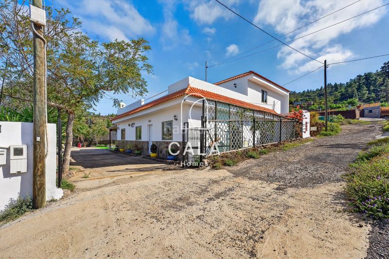 Foto a7979f59-2f26-4937-bbba-b17ab18ec1eb. Xalet amb aparcament a Chío Guía de Isora