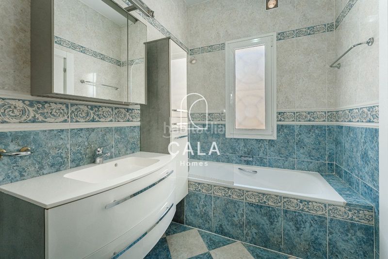 Foto 7c2012f0-01ea-47f6-be8d-876dd95ae6c5. Xalet amb aparcament piscina a Los Cristianos Arona