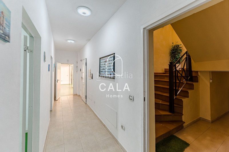 Foto c75a4e1f-9ec9-4ea4-8cb2-9ee2821008a7. Xalet amb aparcament piscina a Los Cristianos Arona