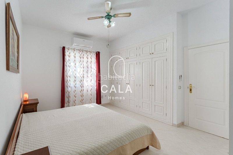 Foto daa12868-a1bb-486f-ad54-00d671c2add7. Xalet amb aparcament piscina a Los Cristianos Arona