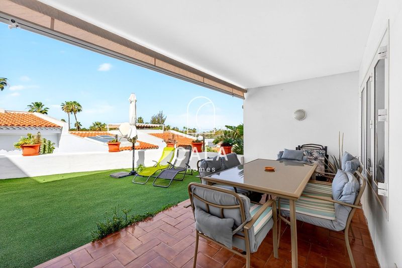Foto 03971be7-affd-4709-b0e8-07873b3db9ed. Apartament amb piscina a San Eugenio Alto Adeje