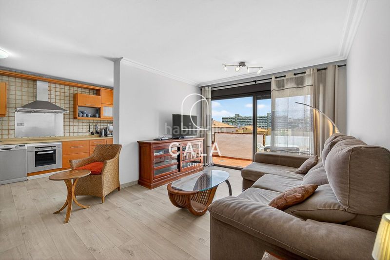 Foto e4259bd4-d89c-4aa6-b6a6-64261227a46d. Duplex con parcheggio piscina in Callao Salvaje - Playa Paraíso Adeje