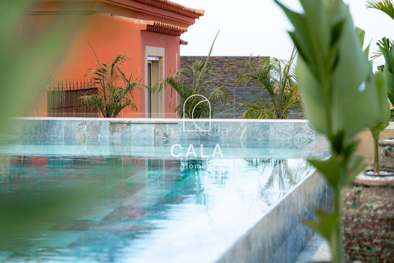 Foto a86e144d-8a36-4067-8c6e-dcbde2bec0da. Casa amb calefacció aparcament piscina a San Eugenio Alto Adeje