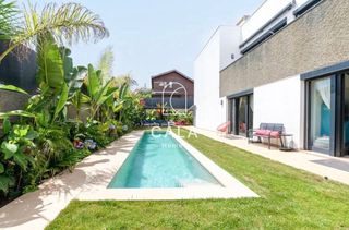Chalet  Los sauces. Exclusiva villa en el golf de agua garcía