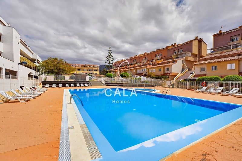 Foto fa739a9c-d515-4640-8e5d-21766a258d0d. Casa adossada amb calefacció piscina a Playa del Duque Adeje