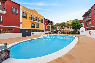 Casa a schiera  Albinque. Amplia casa adosada de 3 dormitorios, buhardilla y garaje privad