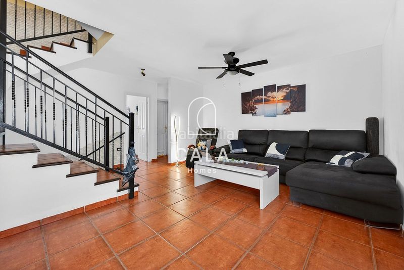 Foto a732d67d-009a-4bcd-945c-5d11ace32fb4. Casa adossada amb aparcament piscina a Casco Urbano Adeje