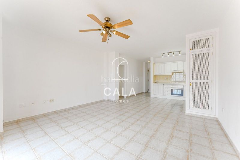 Foto cd70b8bc-2717-49fb-9092-2b0f999fc6b9. Apartament amb piscina a Torviscas Centro y Alto Adeje