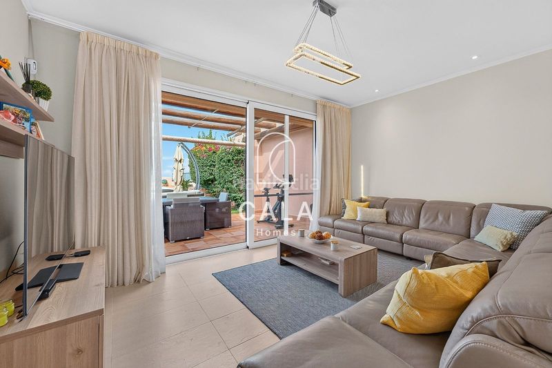Foto 07a21ffe-a7ac-45db-8113-de1f00cff61b. Xalet amb calefacció aparcament piscina a La Caleta Adeje