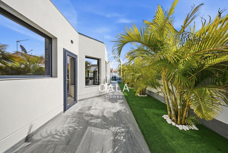 Foto 47c6f8f4-6bd8-4e46-ad20-bed61b5d51ef. Casa amb calefacció aparcament piscina a Playa Fañabé Alto Adeje