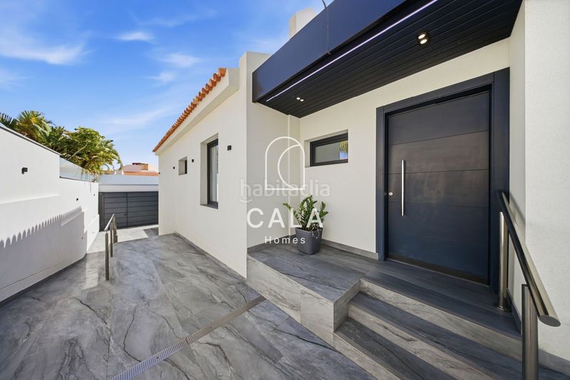 Foto a2722087-0f6f-4148-8608-d329dbe49f88. Casa amb calefacció aparcament piscina a Playa Fañabé Alto Adeje