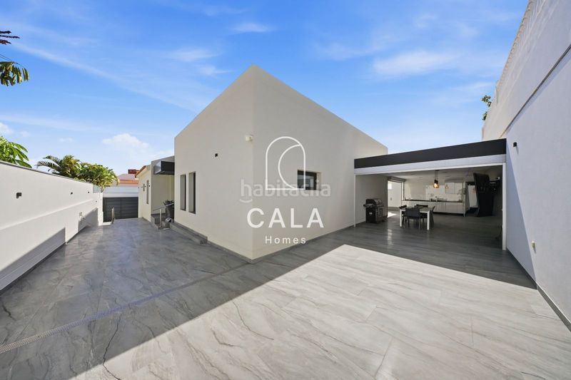 Foto d10c4f52-a9aa-4af1-ae09-6ed426f8911f. Casa amb calefacció aparcament piscina a Playa Fañabé Alto Adeje