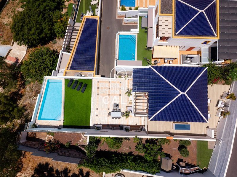 Foto 7bc5a7b3-9bb7-4d50-b3c4-a1d840d31096. Casa amb aparcament piscina a San Eugenio Alto Adeje