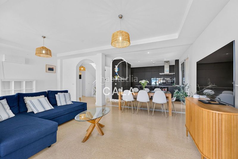 Foto b0bacc2f-4279-4c5a-9cbc-8a24aeff04ed. Casa amb aparcament piscina a San Eugenio Alto Adeje